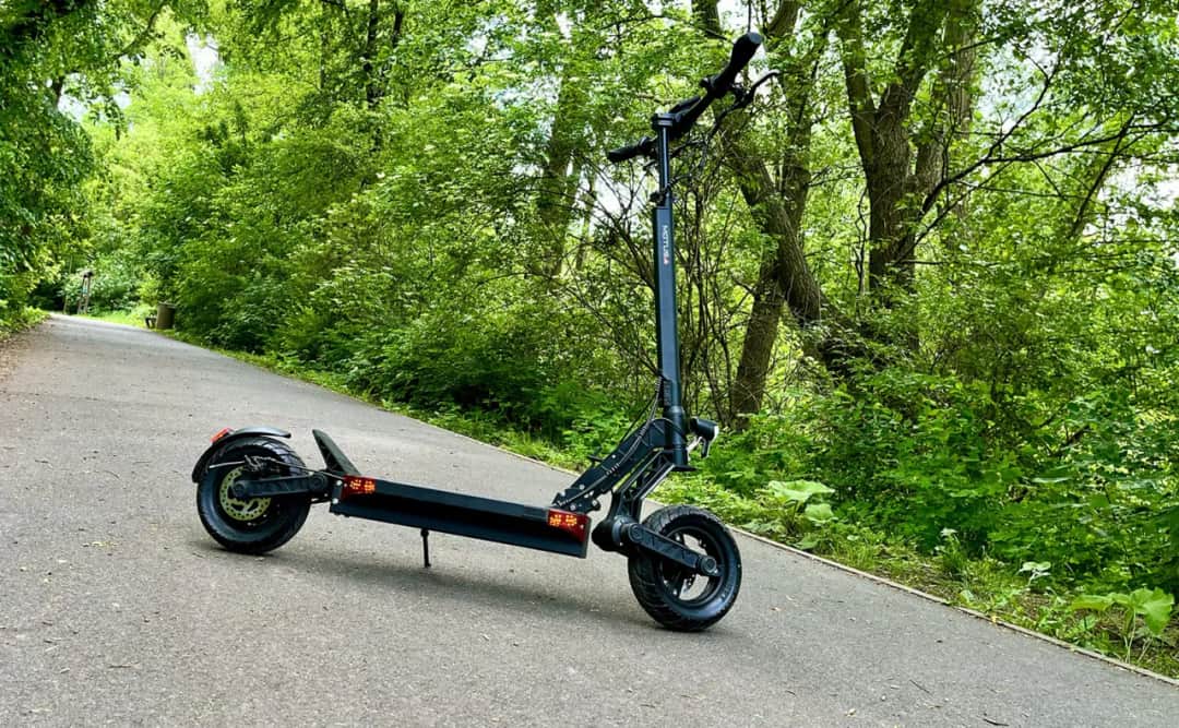 Motus - co to za firma i dlaczego warto poznać jej hulajnogi?